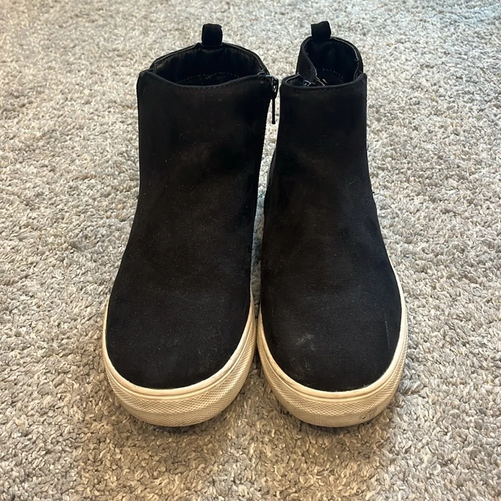 GAP sneaker booties